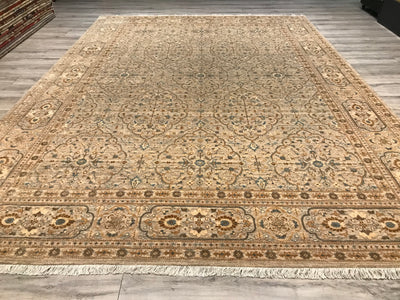 India Classical Collection Hand Knotted Wool & Silk 9x12