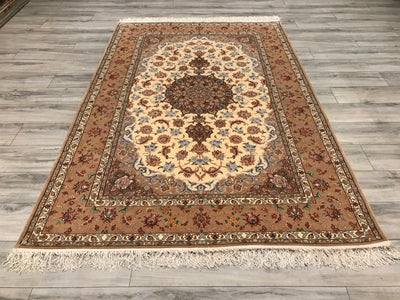 Persian Isfehan Hand Knotted Wool & Silk On Silk 5x8