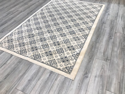 Pakistan English Hand Knotted Wool 8x10