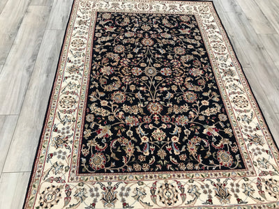 India Nain Hand Knotted Wool & silk 5x7