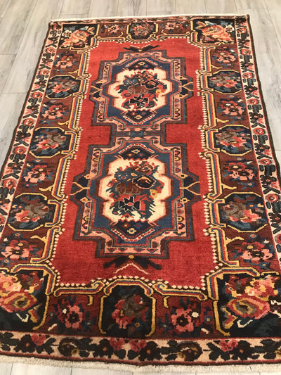 Persian Old Baktiari Hand Knotted Wool 5x7